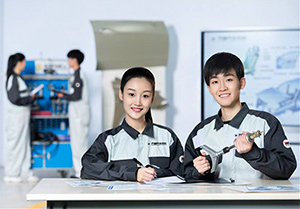 学汽修有没有学历限制？